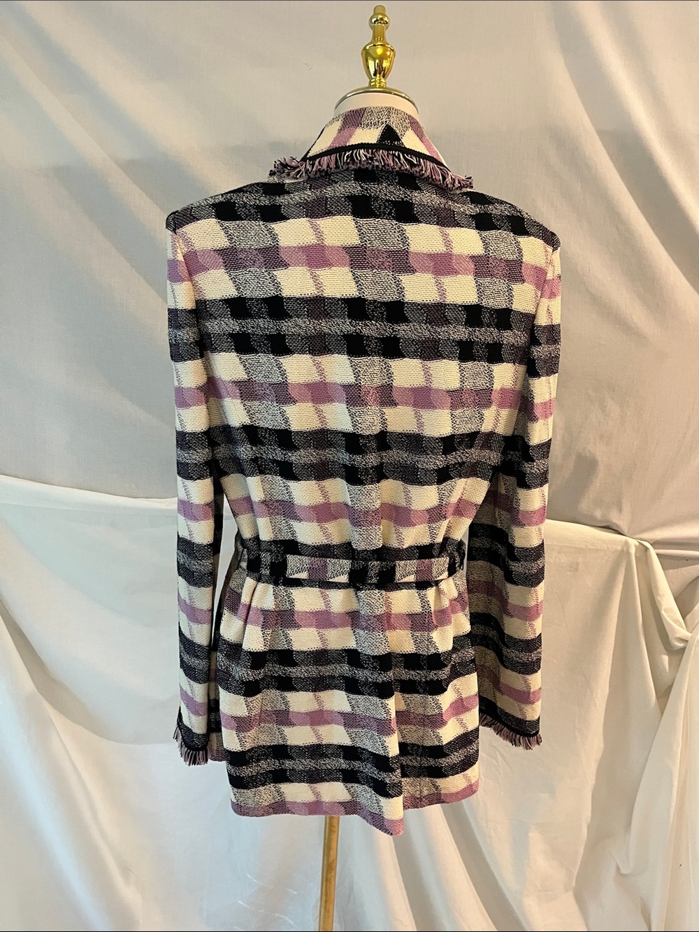St. John Pink, Black & Cream Chunky Knit Pullover - Picture 6 of 7